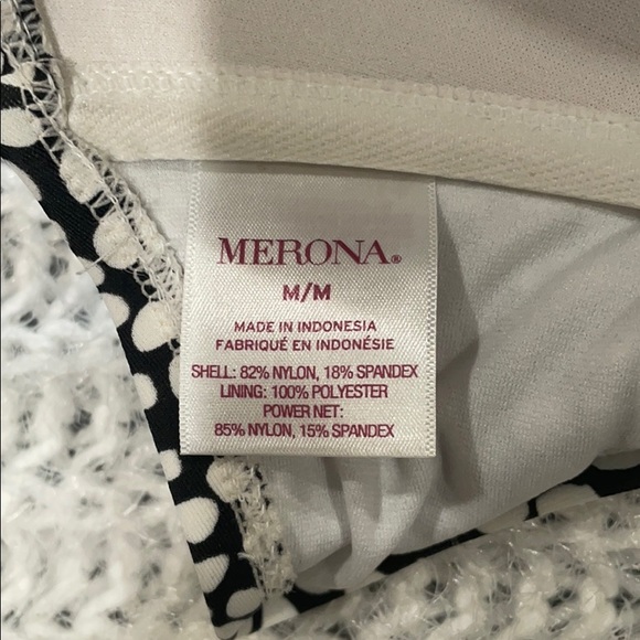 Swim suit - Picture 5 of 5